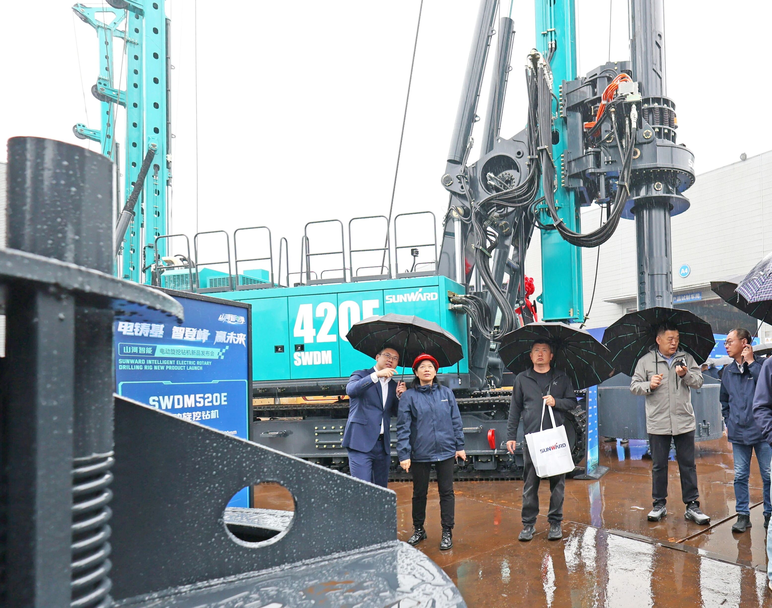 开云kaiyun网页版官网_开云kaiyun（中国）智能举行电动旋挖钻机新品发布会，收获1.2亿元订单