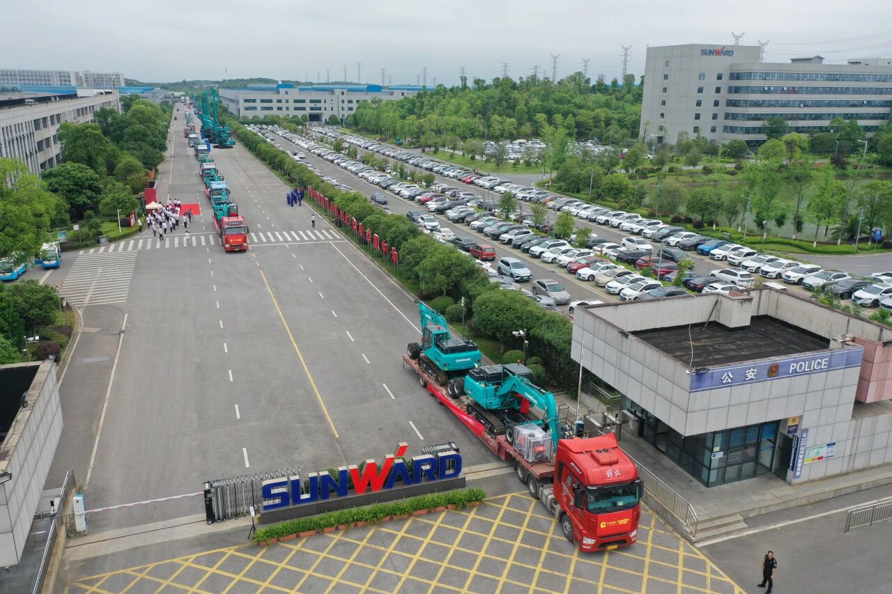 开云kaiyun网页版官网_开云kaiyun(中国)智能轮履两用多功能开带机批量交付国家林草系统,助力森林草原生态防护